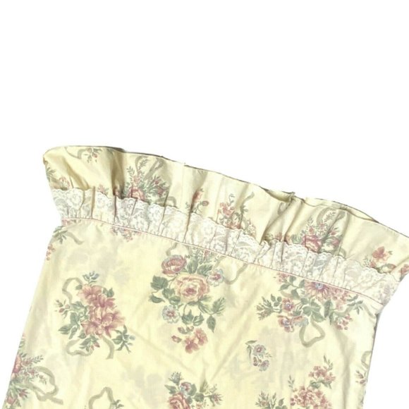 jcpenney Bedding Jc Penney Vintage 7s Floral Queen Pillowcases 2 Poshmark